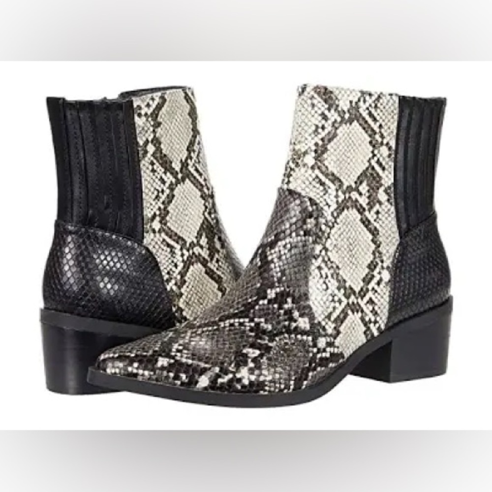 DV dolce Vita Zada ankle boots snake print leather pointed toe size 8.5